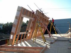 The construction of the walls The construction of the walls